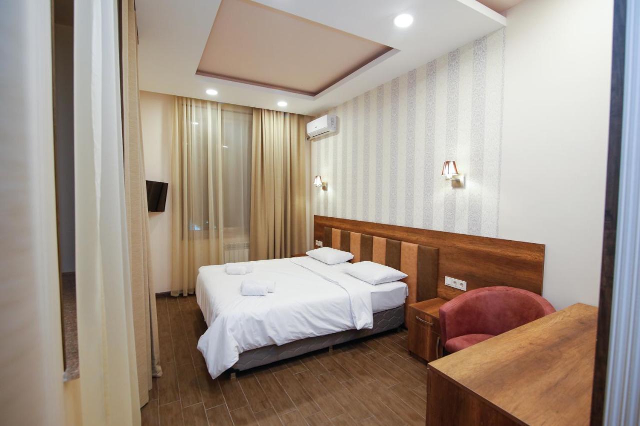 Hotel Lider Complex Vaykʼ Екстериор снимка