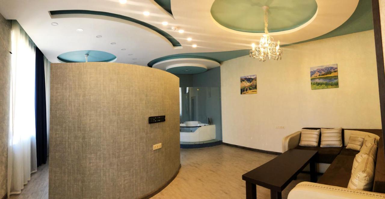 Hotel Lider Complex Vaykʼ Екстериор снимка